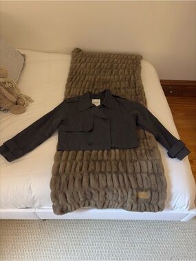 Abercrombie Cropped Women's Trench Jacket - Navy
